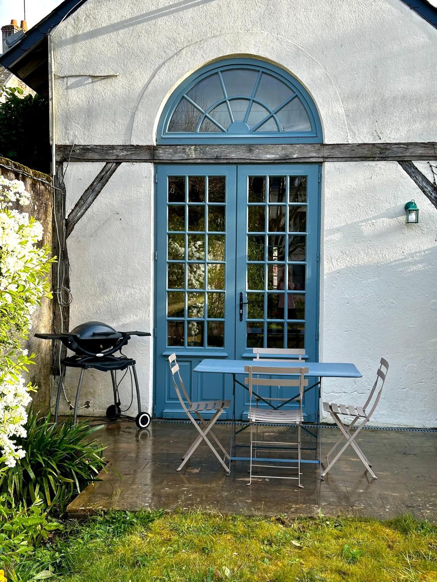 Le Vieux Manoir Villa Amboise Bagian luar foto